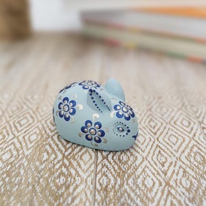 Small handmade rabbit figurine, Cute blue bunny sculpture, Animal decorations, Floral rabbit decoration, Spring bunny, Decorative bunnies.