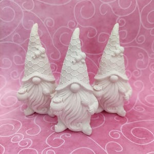 Statuette di gnomi pronte per essere dipinte, Gnomi in gesso, Dipingi le tue creature magiche, Statuette di gnomi da dipingere, Esseri fantasy vuoti.