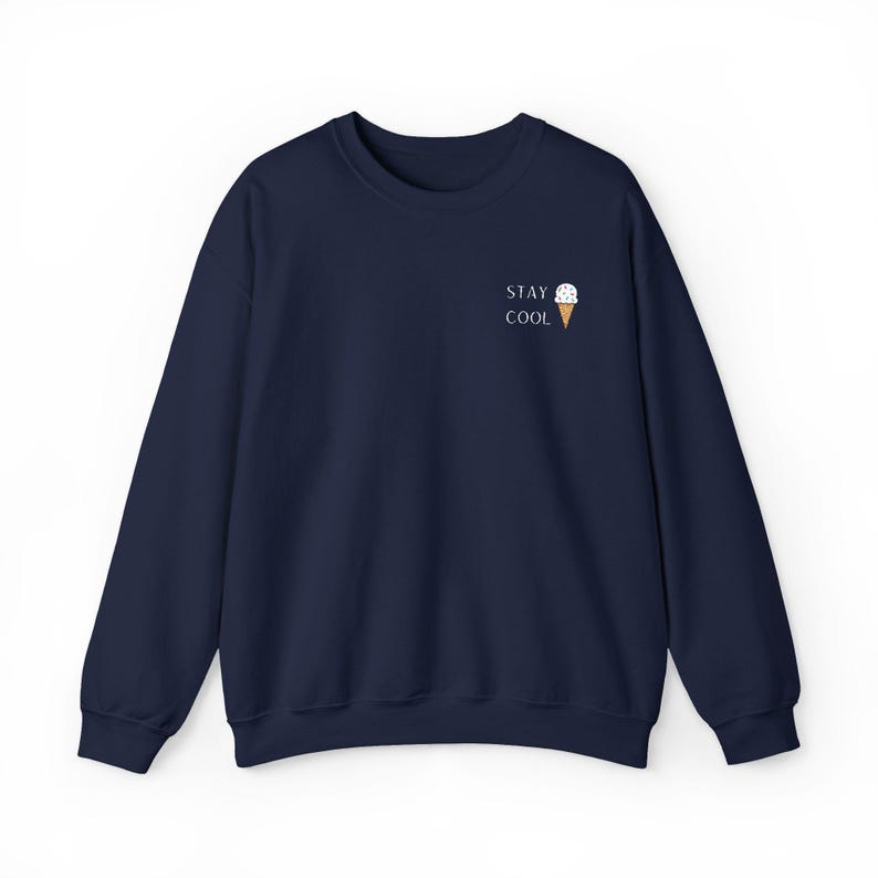 Besticktes Stay Cool Eis-Sweatshirt Süßer Sommer-Dessert Pullover Spaß Gefrorenes Leckerli-Pullover Feinschmecker-Sweatshirt Einzigartiger Eis-Liebhaber Bild 7