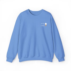 Besticktes Stay Cool Eis-Sweatshirt Süßer Sommer-Dessert Pullover Spaß Gefrorenes Leckerli-Pullover Feinschmecker-Sweatshirt Einzigartiger Eis-Liebhaber Bild 1