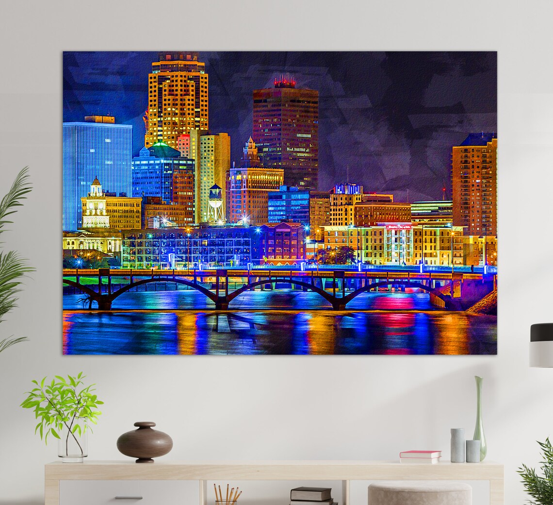 Des Moines Skyline Des Moines Canvas Print Des Moines Wall Etsy