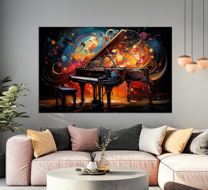 Pu&ograve; includere: Un dipinto astratto colorato di un pianoforte a coda con colori vorticosi e note musicali. Il pianoforte &egrave; nero e bianco con una cornice in legno. Il dipinto &egrave; su uno sfondo scuro.