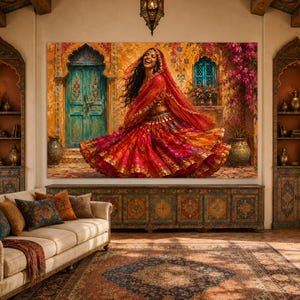 Può includere: Una grande stampa artistica da parete rettangolare che raffigura una persona con un vivace abito tradizionale rosso e arancione con una gonna fluida, che danza davanti a una parete gialla strutturata con una porta turchese, una finestra e fiori rosa.