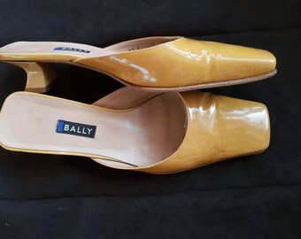 merry mules house slippers