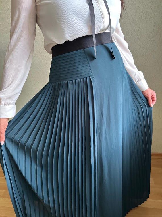 ted baker blue pleated maxi dress Ted Baker Sleeveless V Neck Pleated Maxi Dress in Blue