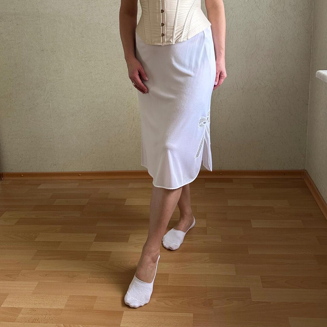 joli jupon vintage, jolie dentelle Taille 34/36 taille élastique ref