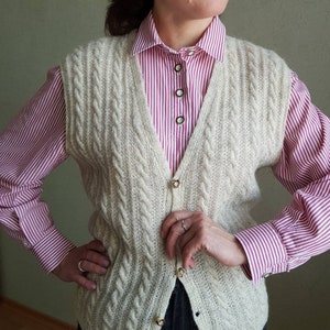 Vintage vest, handmade wool vest, cable knit, size M image 2