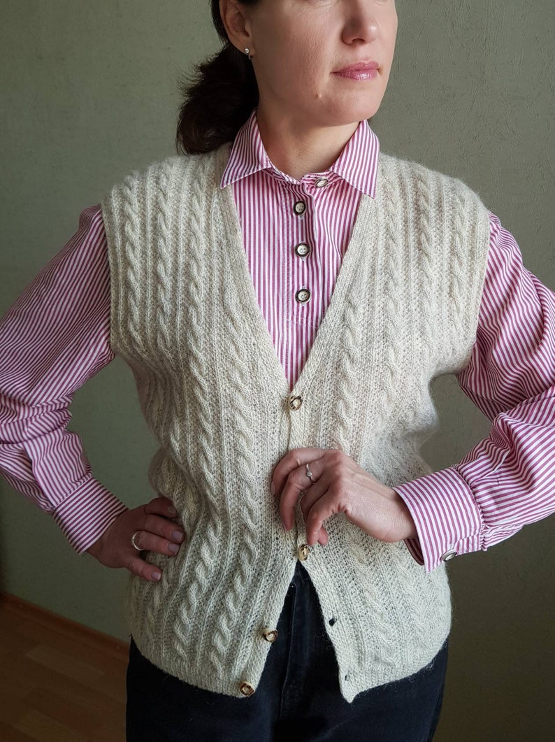 Vintage vest, handmade wool vest, cable knit, size M image 2