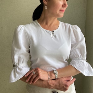 Vintage blouse,  Dirndl blouse, puffy sleeves blouse, Austrian blouse