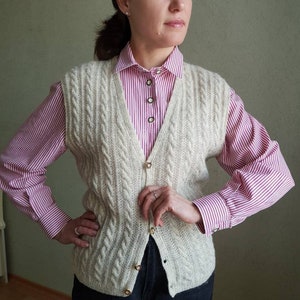 Vintage vest, handmade wool vest, cable knit, size M image 5