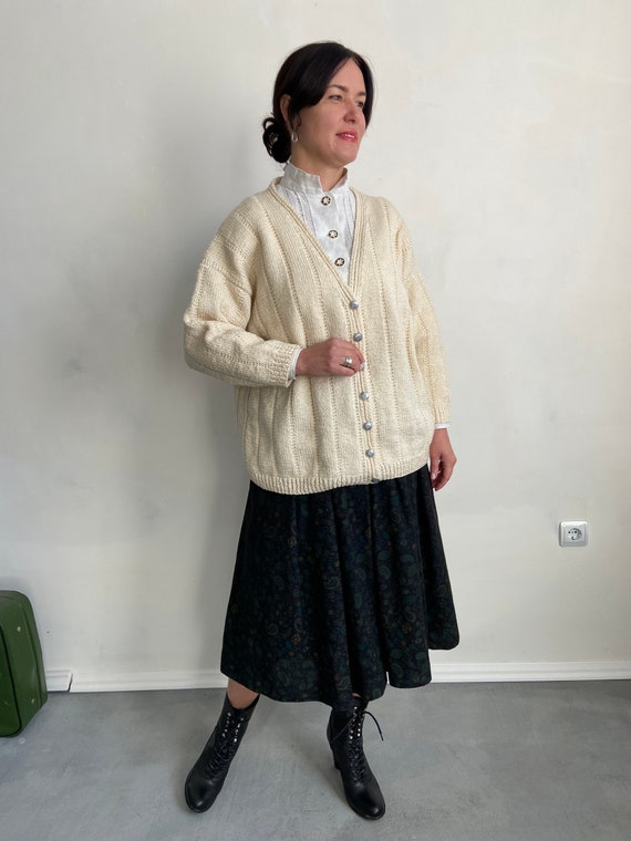 Vintage cardigan, knitted Austrian cardigan, beig… - image 5