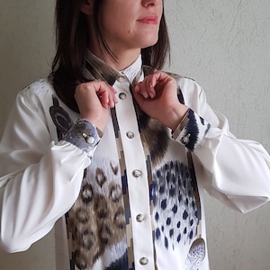 Vintage blouse, abstract pattern blouse, animal pattern blouse, multicolored vintage shirt