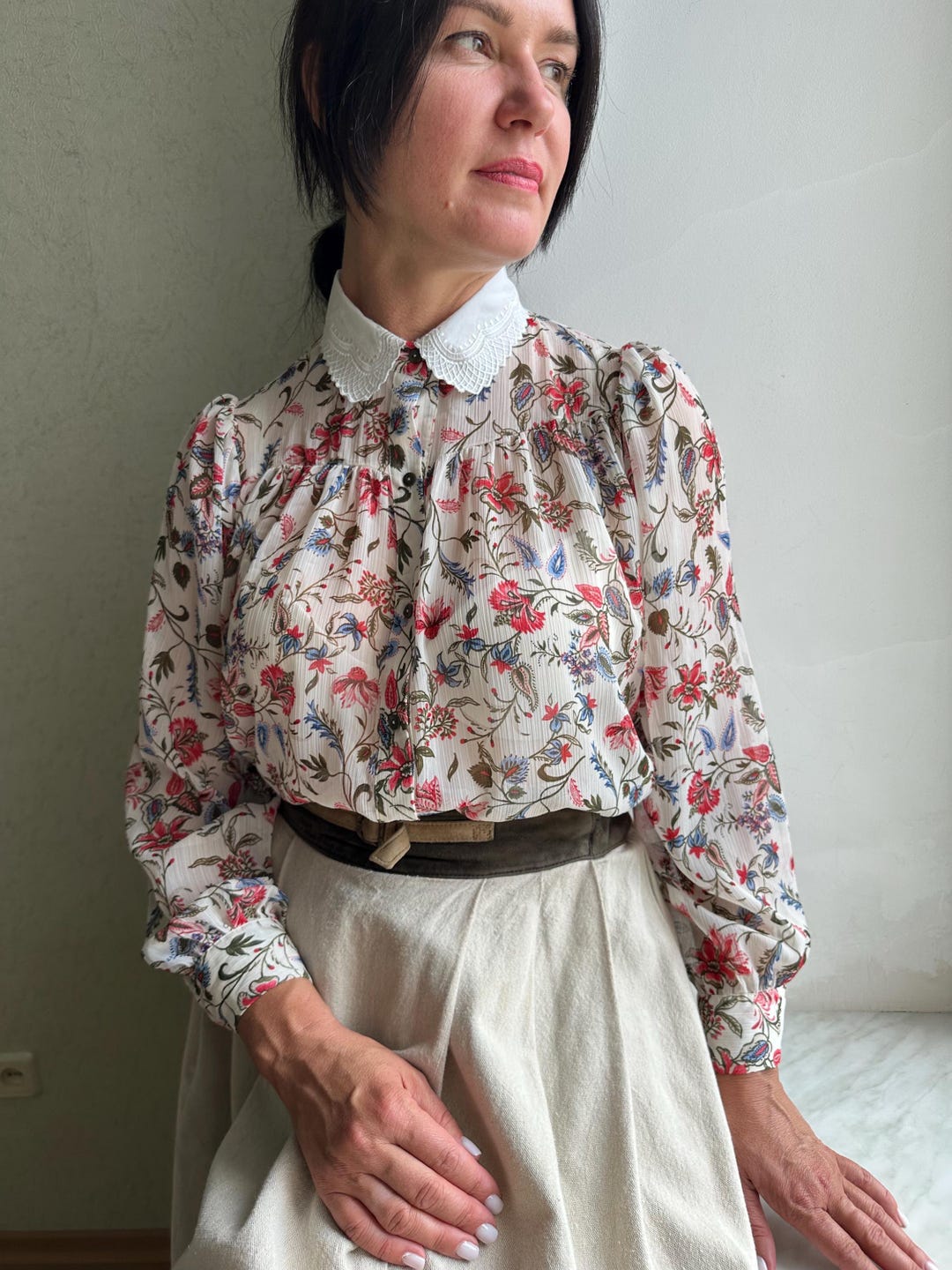 Ameri（アメリ）の「EMBROIDERY CUFF BLOUSE（シャツ/ブラウス