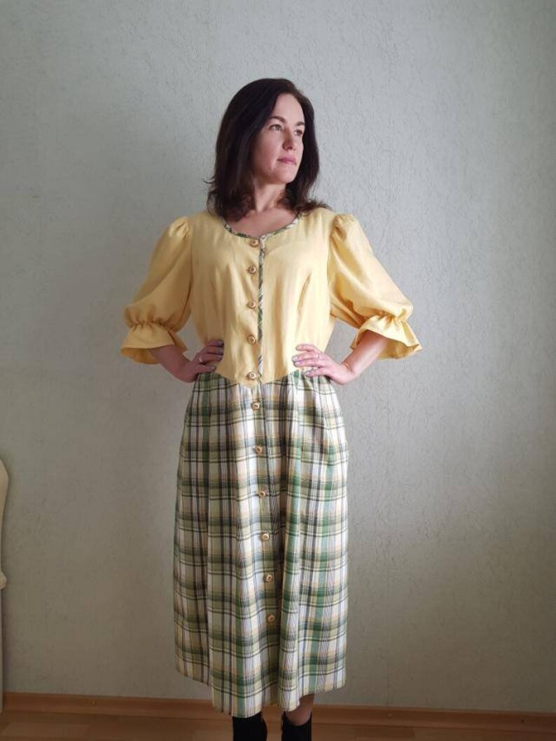 Austrian dress puffy sleeves cotton dress size XL Vintage dress Dirndl dress