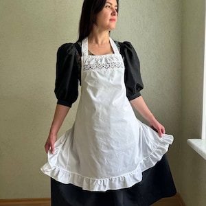 Grembiule bianco vintage, grembiule mezzo cotone, grembiule antico, grembiule ricamato, grembiule di cotone bianco, grembiule da fattoria