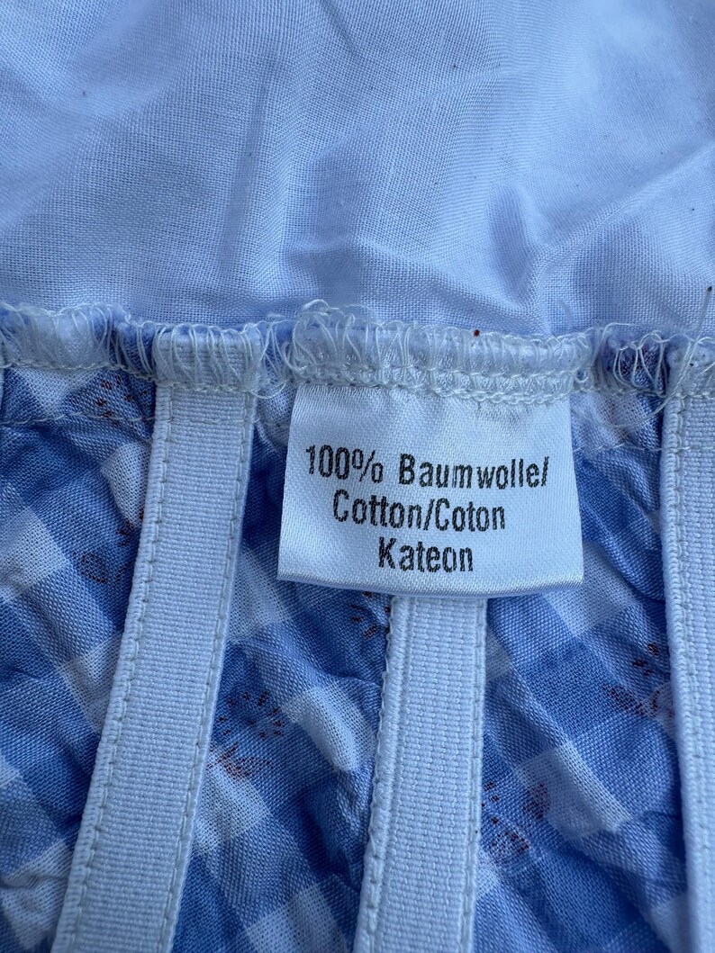 Blusa Dirndl, conjunto Oktoberfest de cuadros azules para mujer, top corsé con hombros descubiertos, mangas abullonadas de encaje blanco, top Trachten bávaro imagen 15