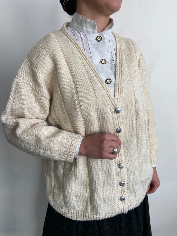 Vintage cardigan, knitted Austrian cardigan, beig… - image 4