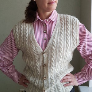 Vintage vest, handmade wool vest, cable knit, size M image 9