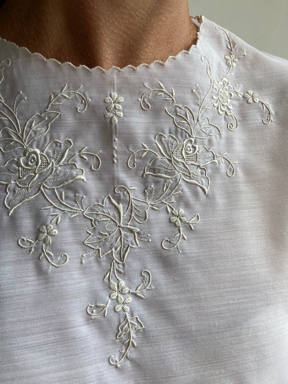 Vintage  blouse, white blouse, Embroidered floral… - image 4