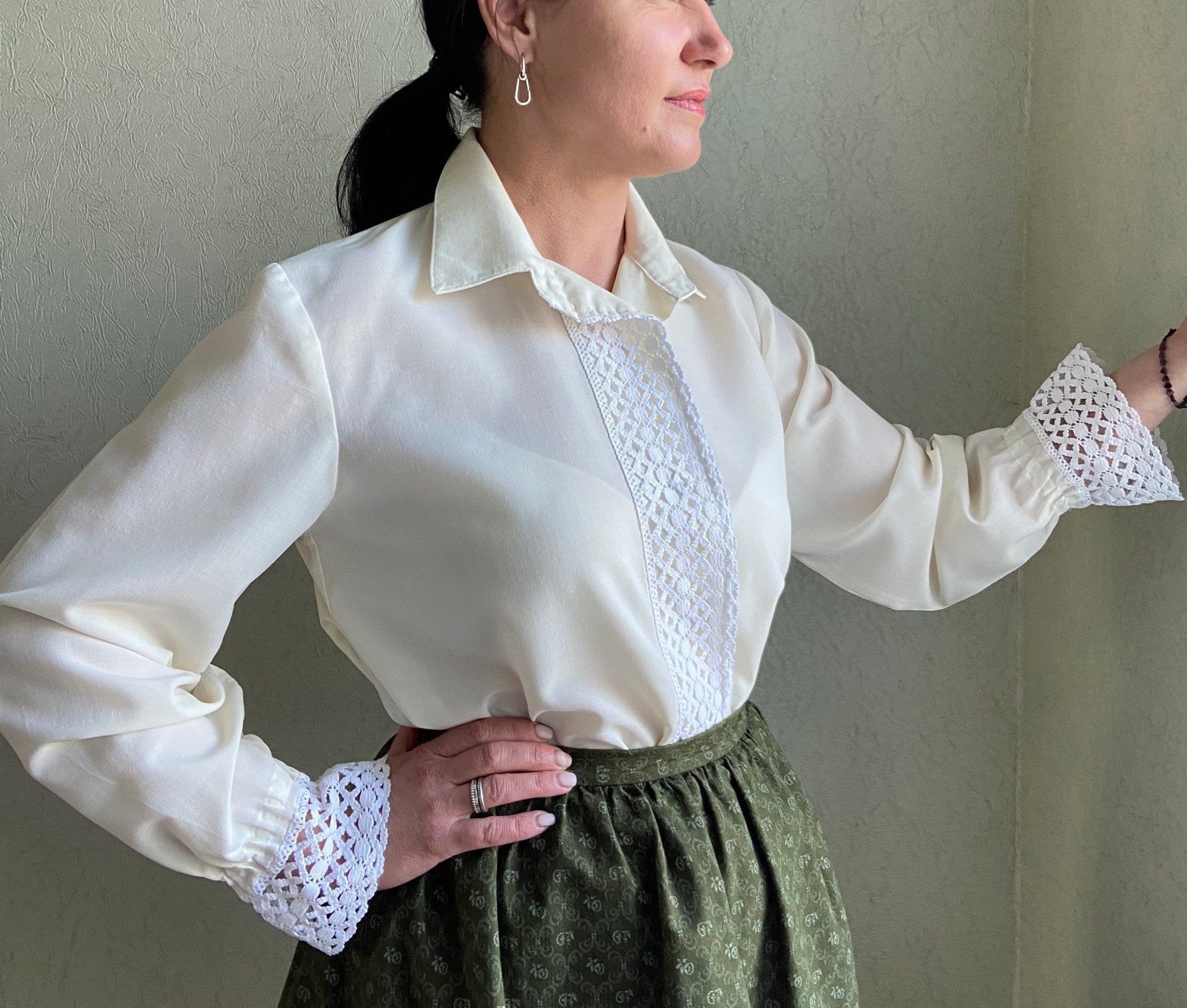 Vintage White Blouse, Vintage Blouse With Lace, Wide Sleeves Vintage White Blouse, Vintage Blouse With Lace, Wide Sleeves