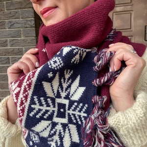 winter scarf, wool warm scarf, Hackett London scarf, vintage style scarf, scarf with snowflakes, Christmas gift