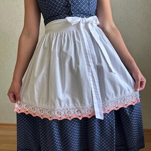 Grembiule vintage in cotone bianco con pizzo, grembiule in mezzo cotone, grembiule tradizionale bavarese, grembiule da fattoria, grembiule Oktoberfest Cottagecore