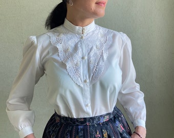 Vintage blouse, white vintage blouse with lace, embroidered blouse, secretary shirt