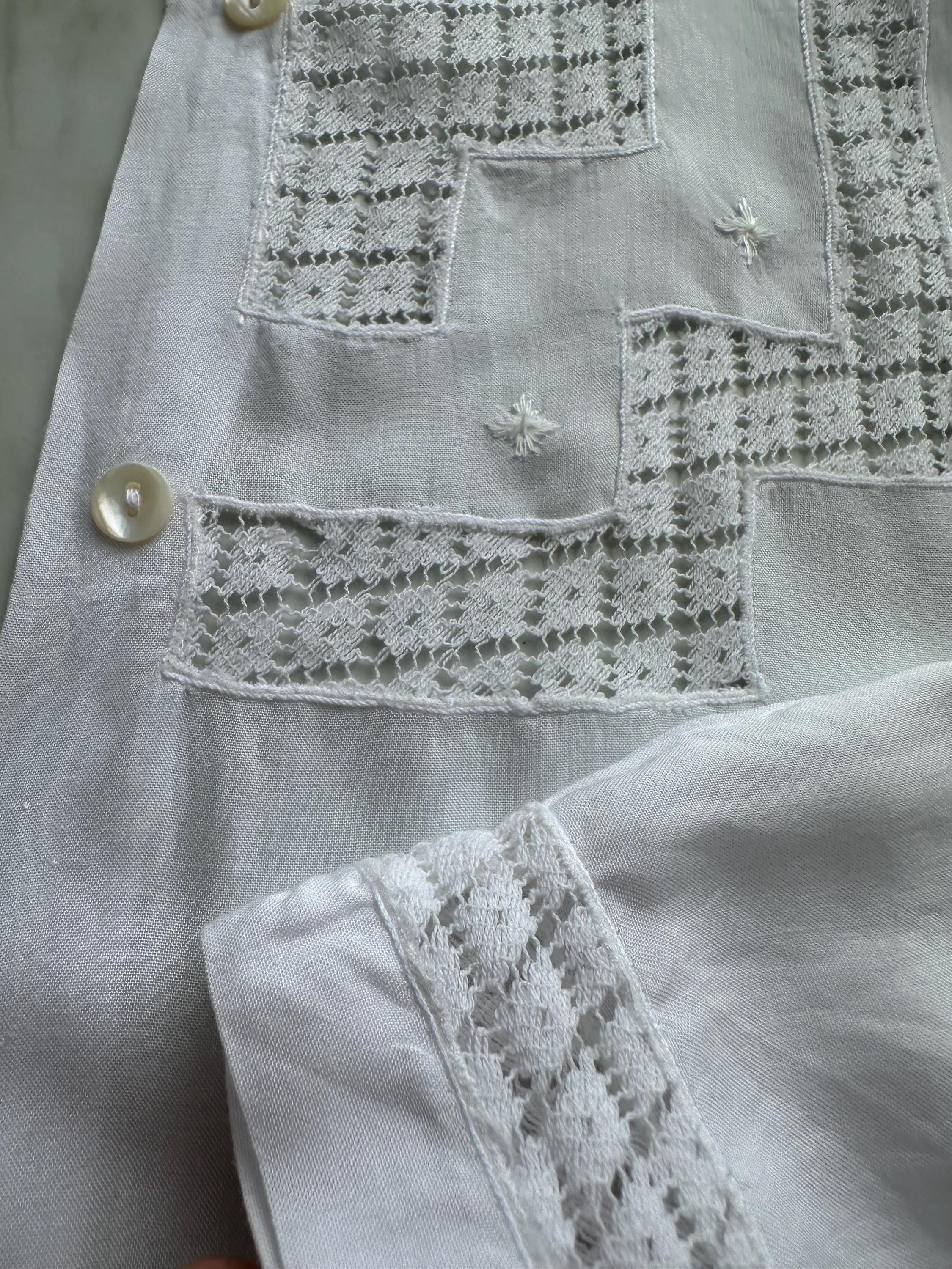 CLAUDIE PIERLOT パリで購入 白 レース　ブラウス 美品 Claudie Pierlot White Embroidery Blouse, 100% Modal Broderie