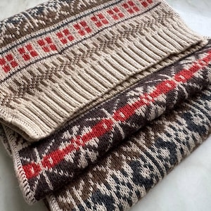 Warm  scarf, wool warm scarf, vintage style scarf, scarf with snowflakes, Christmas gift