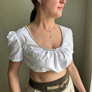 Dirndl top, cropped blouse, Austrian cropp blouse,  puffy sleeves, lace, Bavarian blouse, Octoberfest blouse,