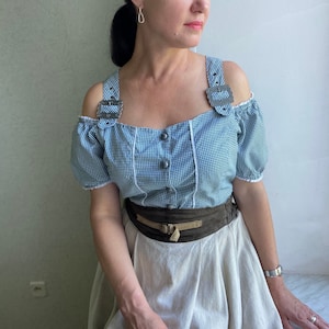 Vintage cotton blouse, Dirndl blouse, open-shoulder, puffy Sleeves, Octoberfest blouse