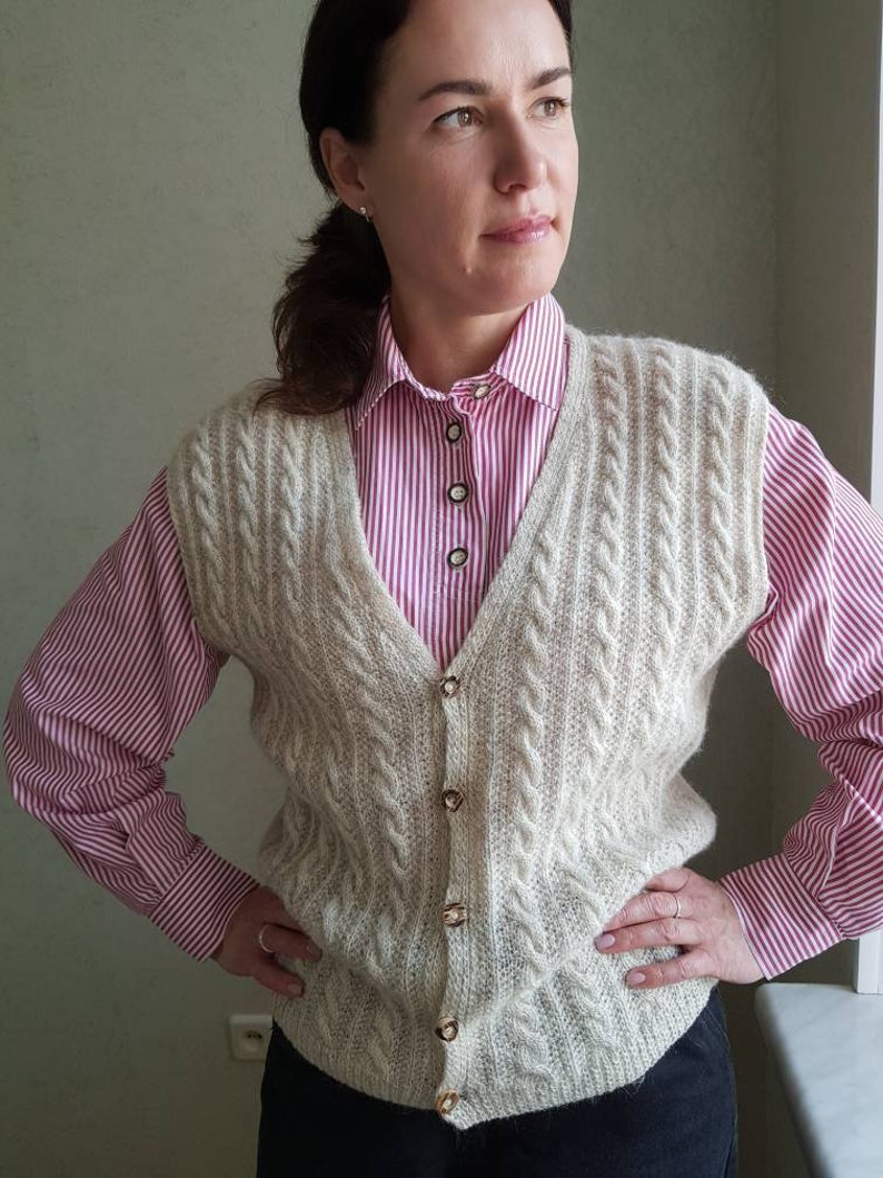 Vintage vest, handmade wool vest, cable knit, size M image 7