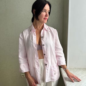 chemisier vintage, chemisier autrichien, chemisier brodé, chemise en lin, chemisier en lin. , chemise blanche, chemisier en lin, chemise folklorique bavaroise