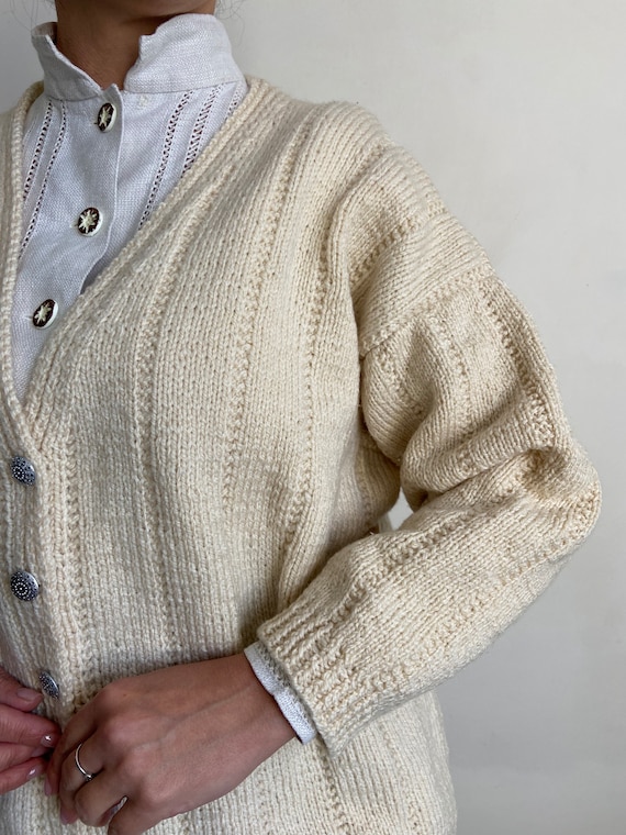 Vintage cardigan, knitted Austrian cardigan, beig… - image 3