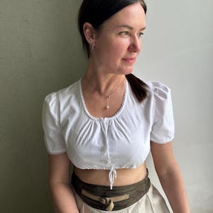 Dirndl top, cropped blouse, Austrian cropp blouse,  puffy sleeves, lace, Bavarian blouse, Octoberfest blouse,