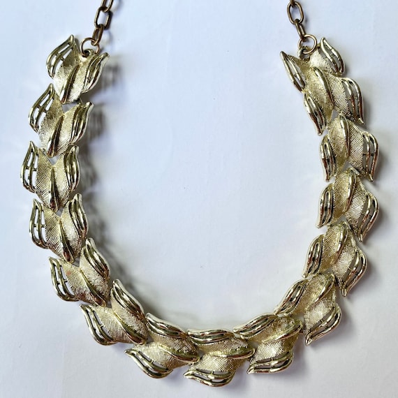 Leaf Vine Gold Tone Choker Rare Vintage Necklace … - image 1