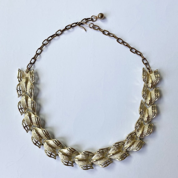 Leaf Vine Gold Tone Choker Rare Vintage Necklace … - image 3