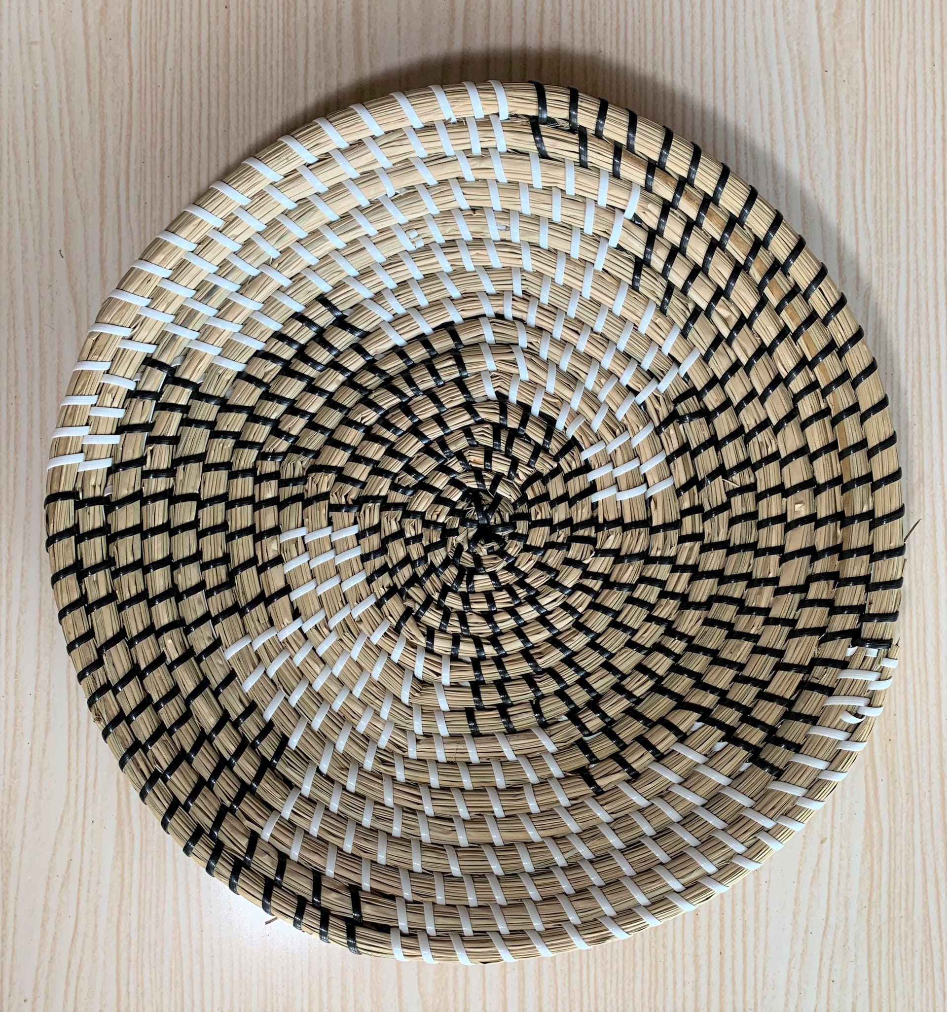 Basket Wall Decor/Set of 3 Woven Wall Baskets/Wall basket | Etsy