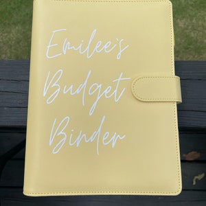 Legante budget in pelle con tasche e chiusura