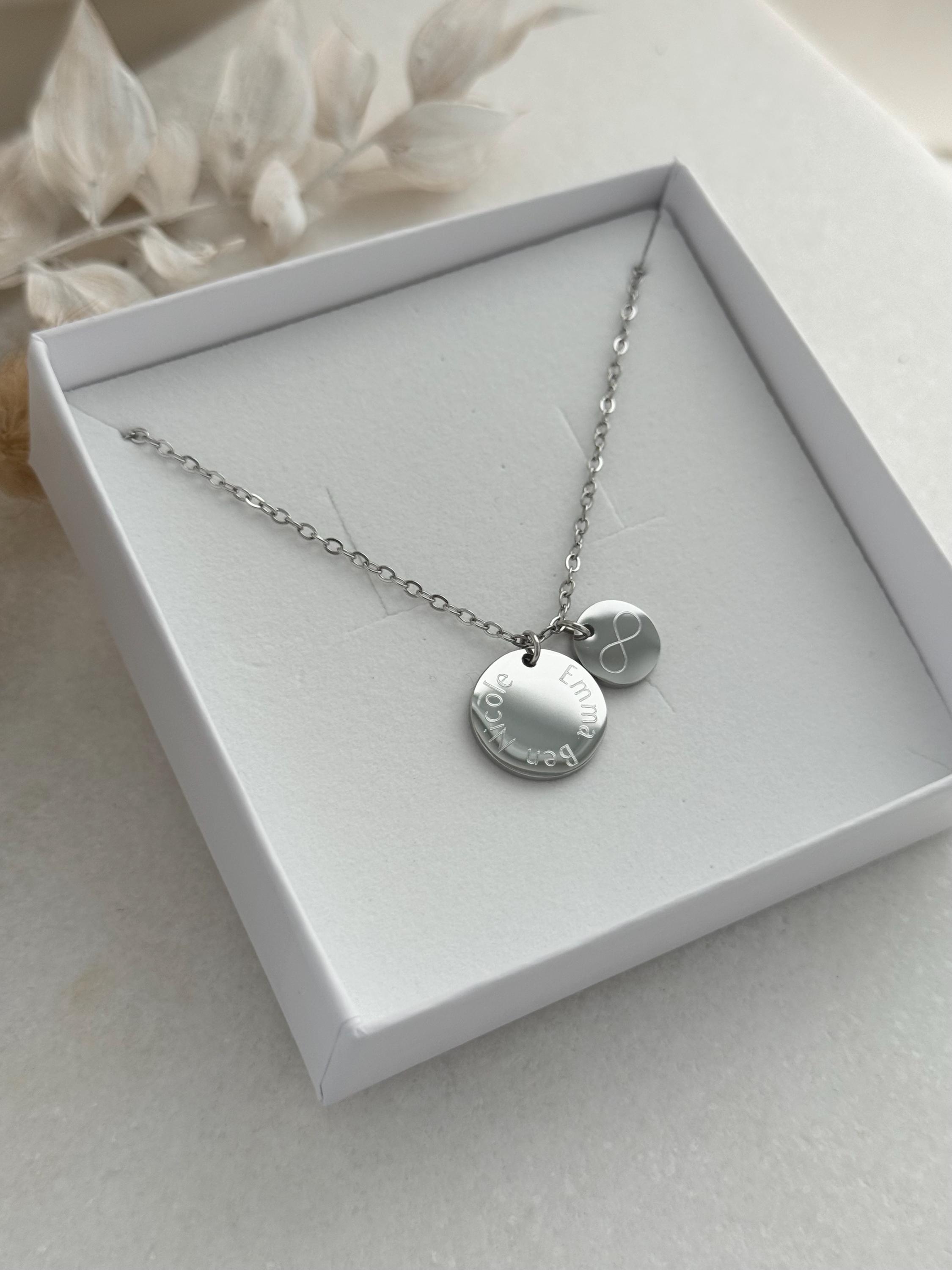 Personalized Necklace | Birth Flowers | Family Necklace