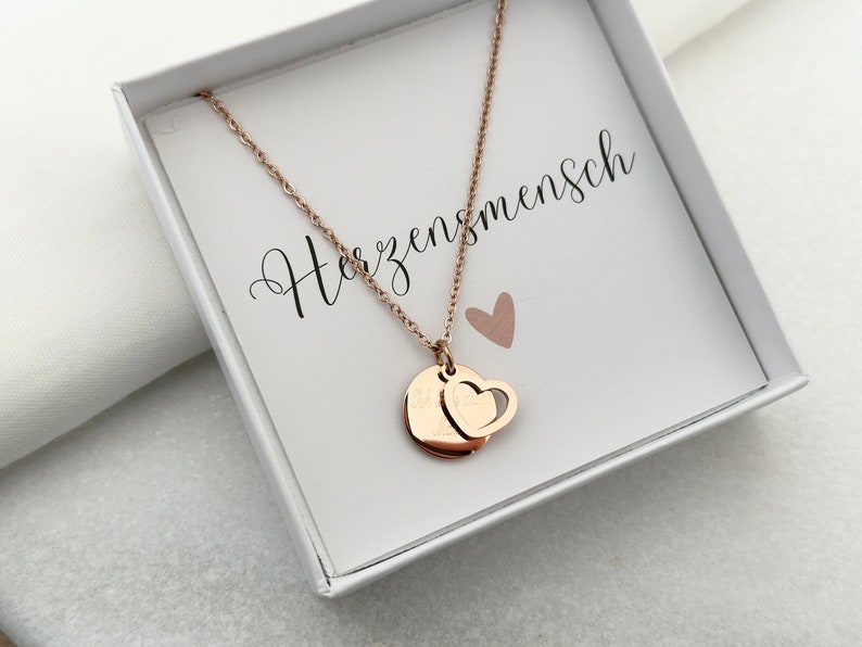 personalisierte Herzkette mit Fotokarte und Wunschtext Herzkette mit graviertem Plättchen Herzanhänger Muttertagsgeschenk Bild 2