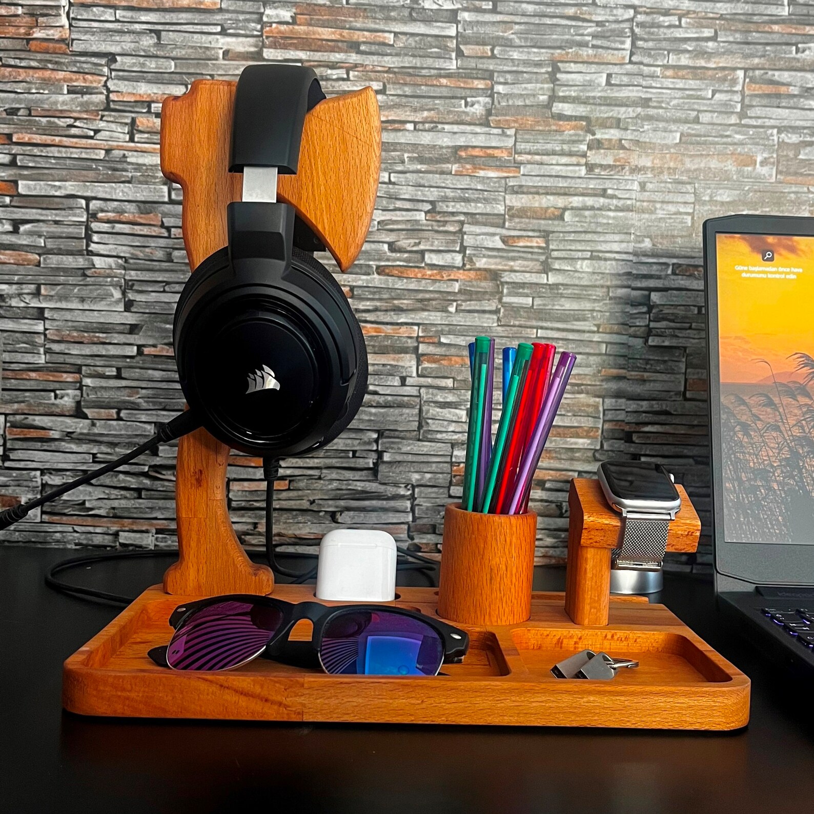 AX Design Beech Wood Headphone Stand: Personalized Gamer Gift - Etsy