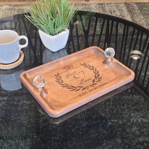 Regalo personalizzato per il quinto anniversario, vassoio in legno, regalo per testimone di nozze, bomboniera, organizer per ingresso, regalo di inaugurazione della casa