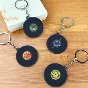 Custom Vintage Alblum Record Vinyl Keychain,Christmas Gift For Music Lovers Vinyl Lovers Souvenir,Bag Mobile Chain,Small Coaster Keyring