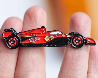 Ferrari SF-24 Formel Eins Auto Emaille Pin