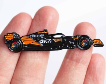 McLaren MCL38 Formel 1 Auto Emaille Pin