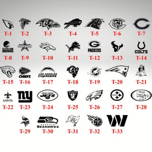 Puede incluir: Una cuadr&iacute;cula de 33 logotipos de equipos de la NFL en blanco y negro. Cada logotipo est&aacute; etiquetado con un n&uacute;mero y la letra "T", por ejemplo, "T-1", "T-2", "T-3", etc.