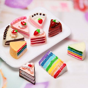 Gâteau arc-en-ciel aux fraises, 10 pièces, accessoires d'artisanat en résine, artisanat en argile douce, bricolage, décoration de couture, Art en résine pour vêtements à nœud