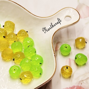 Cabochons pomme 3D | Cabochons de pomme | Cabochons 3D | Cabochons de fruits | cabochons de résine