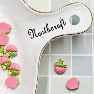 Cabochons met bloemen | Aardbeiencabochons | Fruitcabochons | Leuke cabochons | Harscabochons